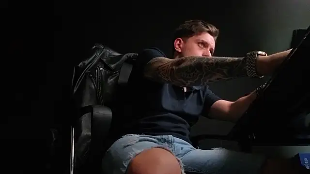 FelixStarkk webcam show