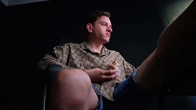 FelixStarkk 在線直播表演