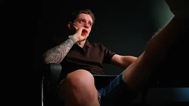 FelixStarkk 网络视讯表演