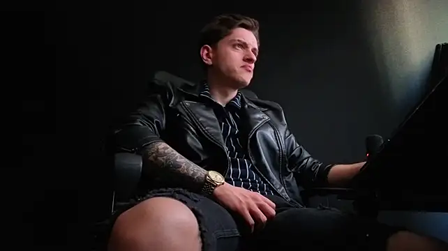 Show modela FelixStarkk na web-kameri