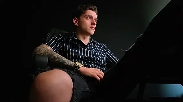 FelixStarkk webkamerás műsora