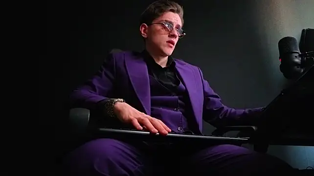 FelixStarkk: вебкам-шоу