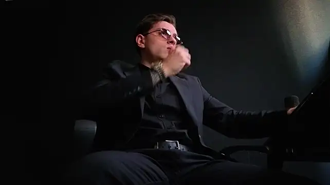 FelixStarkk 网络视讯表演
