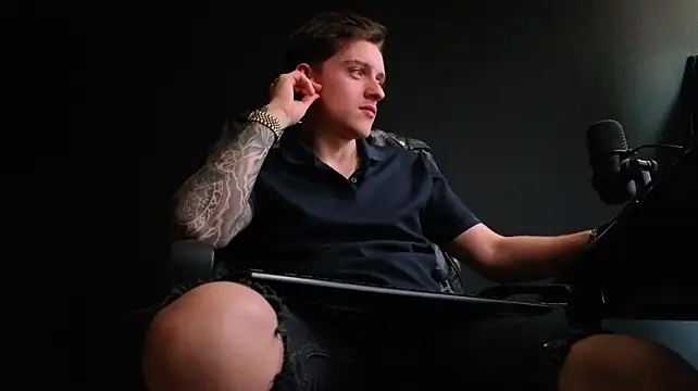 FelixStarkk Pertunjukan Webcam