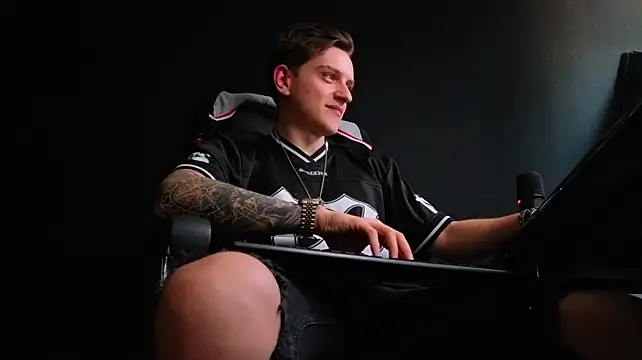 Вебкам-шоу FelixStarkk