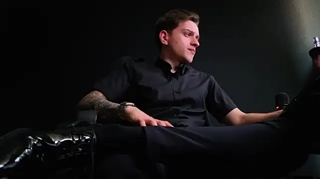 Show modela FelixStarkk na web-kameri