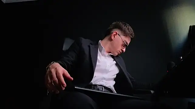 FelixStarkk 在線直播表演