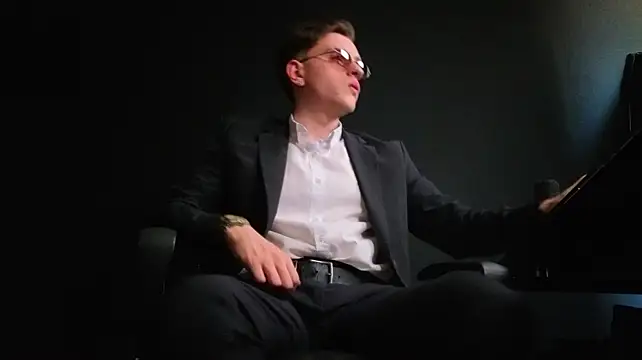 FelixStarkk Show in webcam