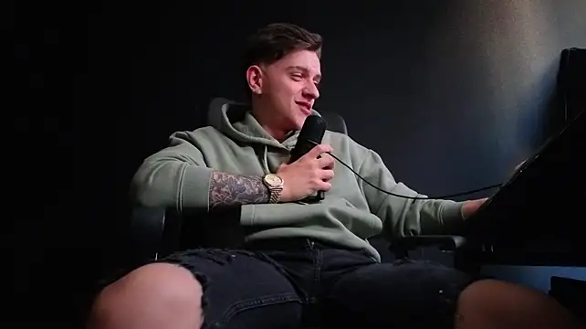 FelixStarkk 网络视讯表演