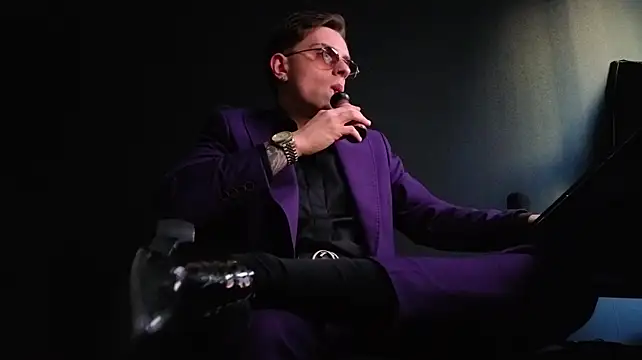 FelixStarkk 网络视讯表演