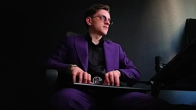 FelixStarkk Adlı Modelin Web Kamerası Şovu