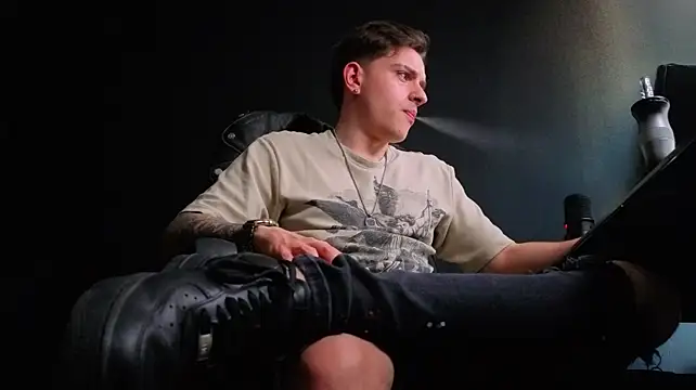 FelixStarkk Шоу с уебкамера