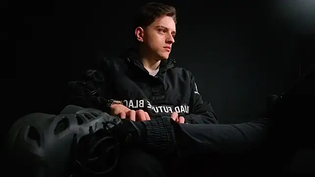 FelixStarkk 网络视讯表演