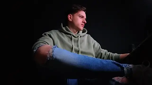 Pokazy przed kamerką – FelixStarkk