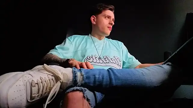 FelixStarkk: вебкам-шоу