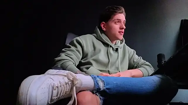 FelixStarkk webkamerás műsora