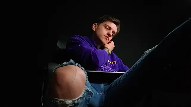 FelixStarkk 在線直播表演