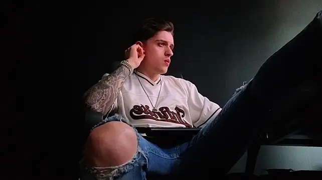 FelixStarkk: вебкам-шоу