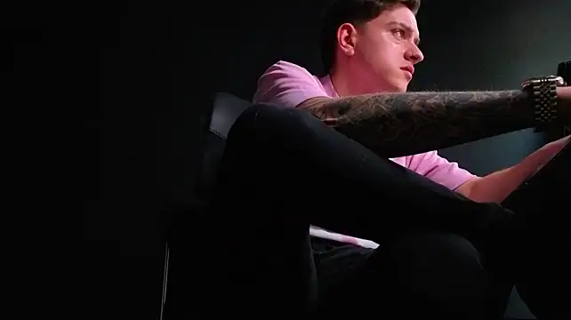 FelixStarkk 网络视讯表演