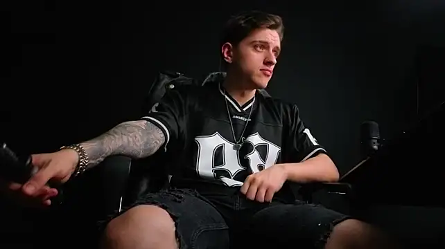 FelixStarkk Шоу с уебкамера