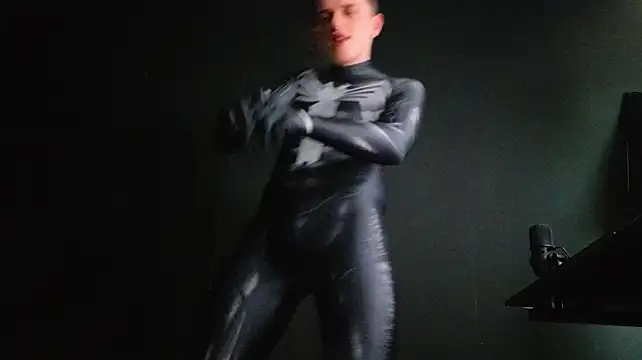 FelixStarkk 网络视讯表演