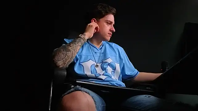 Вебкам-шоу FelixStarkk