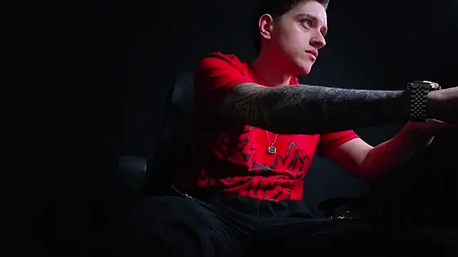 Pokazy przed kamerką – FelixStarkk