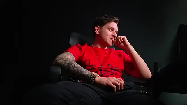 FelixStarkk webkamerás műsora
