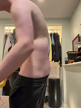 Novvikk88 Show in webcam