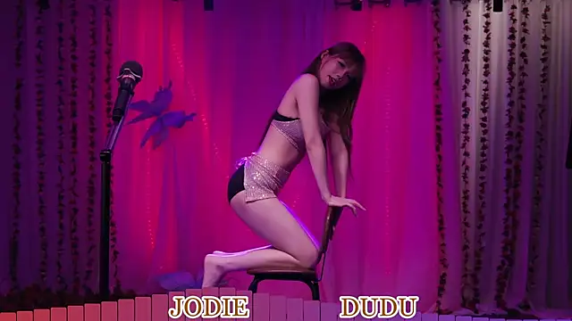Chat XXX en directo de yznt-dudu