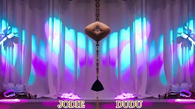 yznt-dudu 在線直播表演