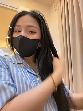 Linh_2004 라이브 XXX 채팅