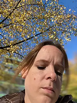 SexyMilf_1987's Webcam Show