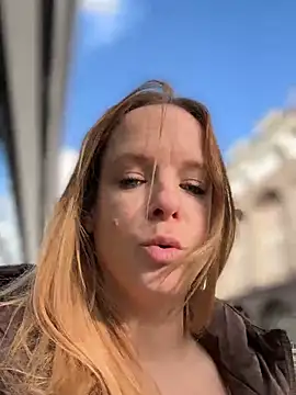 SexyMilf_1987 webcam show