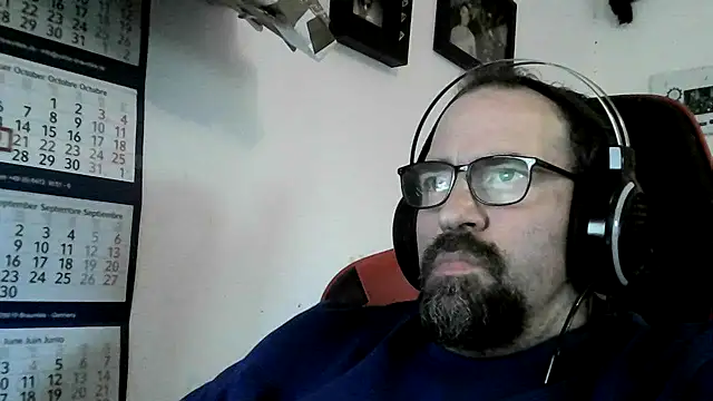 Big-Man-Thomas Show in webcam