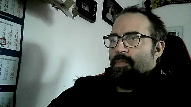Big-Man-Thomasn Webbikameraesitys