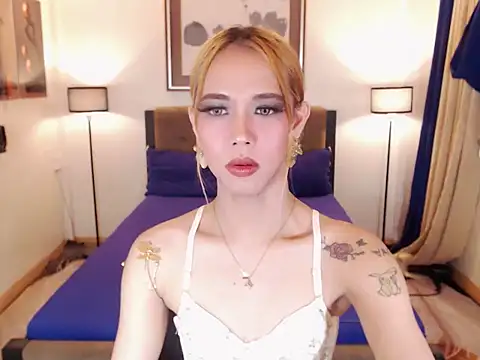 PreciousAmore Pertunjukan Webcam