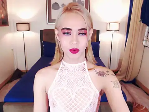 PreciousAmore webcam show