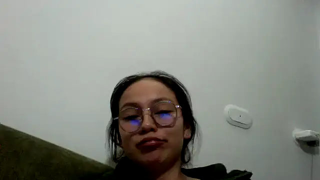 XXX chat uživo modela katalina07_1