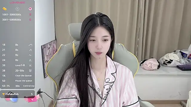OiOi-666 网络视讯表演