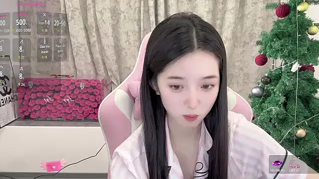 -Qian-Qian- Adlı Modelin Web Kamerası Şovu
