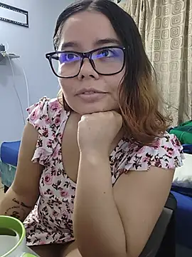 saenz_eymi – live chatrum