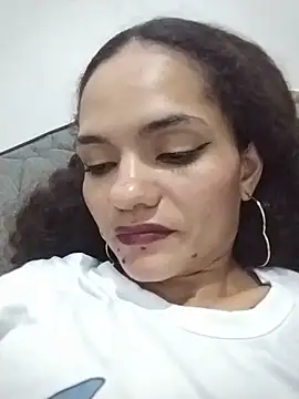 Chat +18 de Karen_Ariass ao vivo