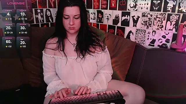 Chat soba uživo modela Kvopa