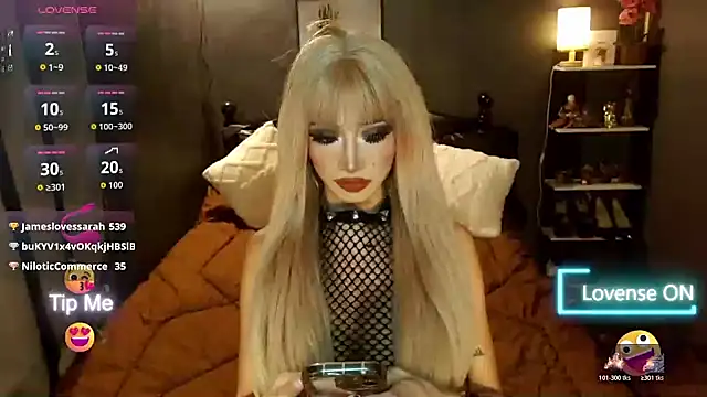 Alessandra_Victoria's Webcam Show