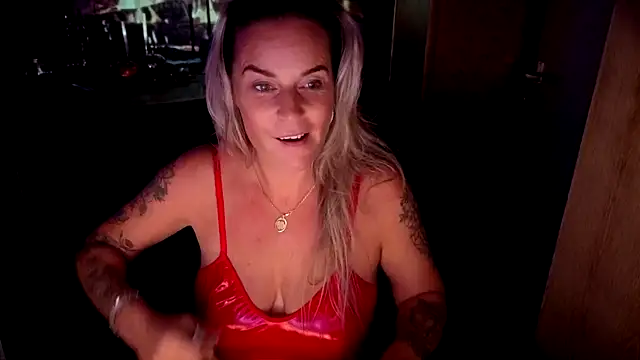 XXX chat uživo modela MissLukt