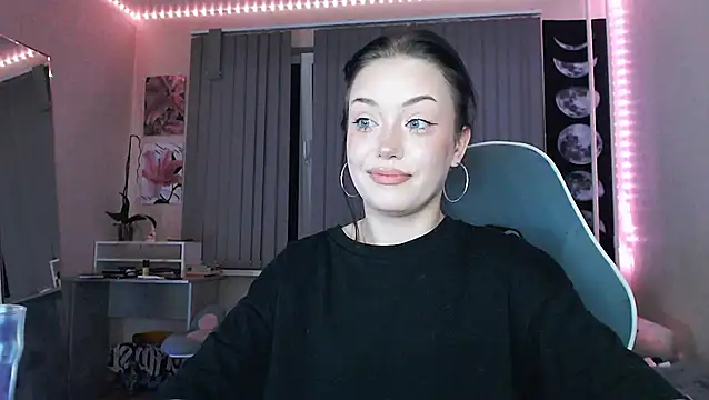cutefrendlyuser Chat XXX in diretta