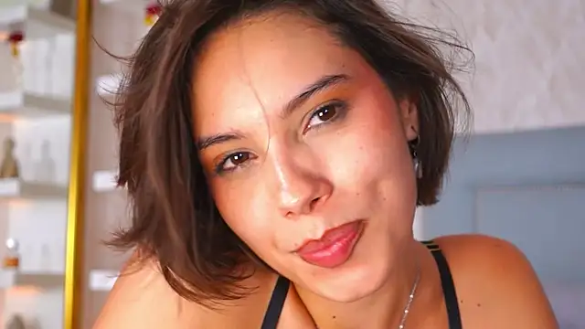 Sofy_Bradd Adlı Modelin Web Kamerası Şovu