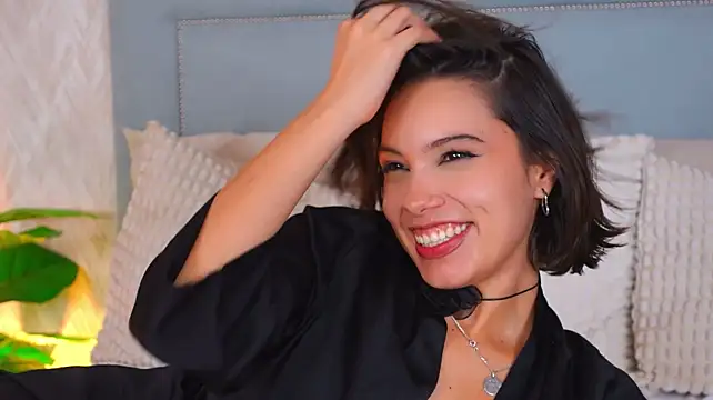 Sofy_Bradd's Webcam Show