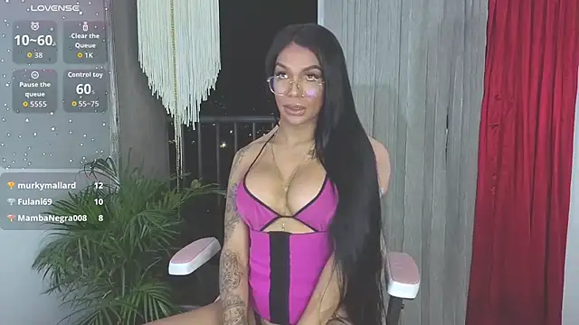 Pertunjukan Kamera Web Queen_Morena